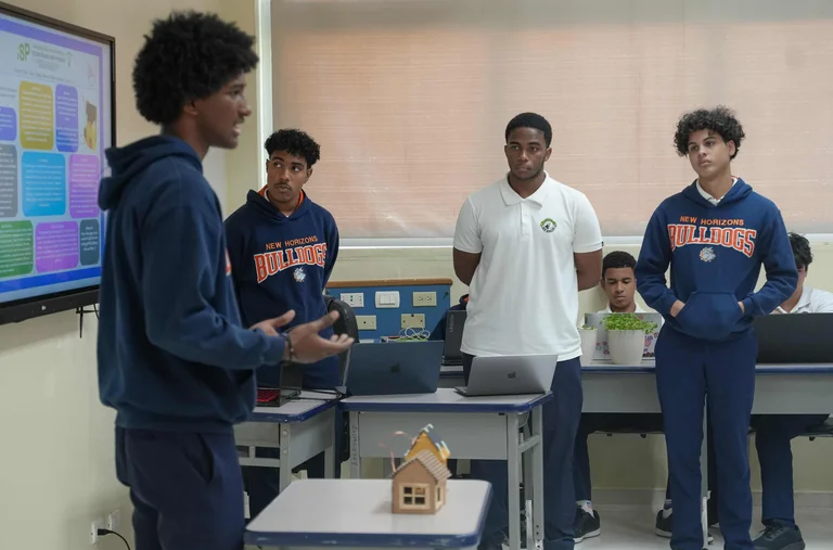 Preparing Students to Think Beyond the Screen